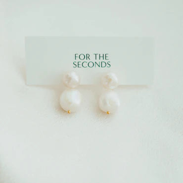 Everlasting Pearl Earrings